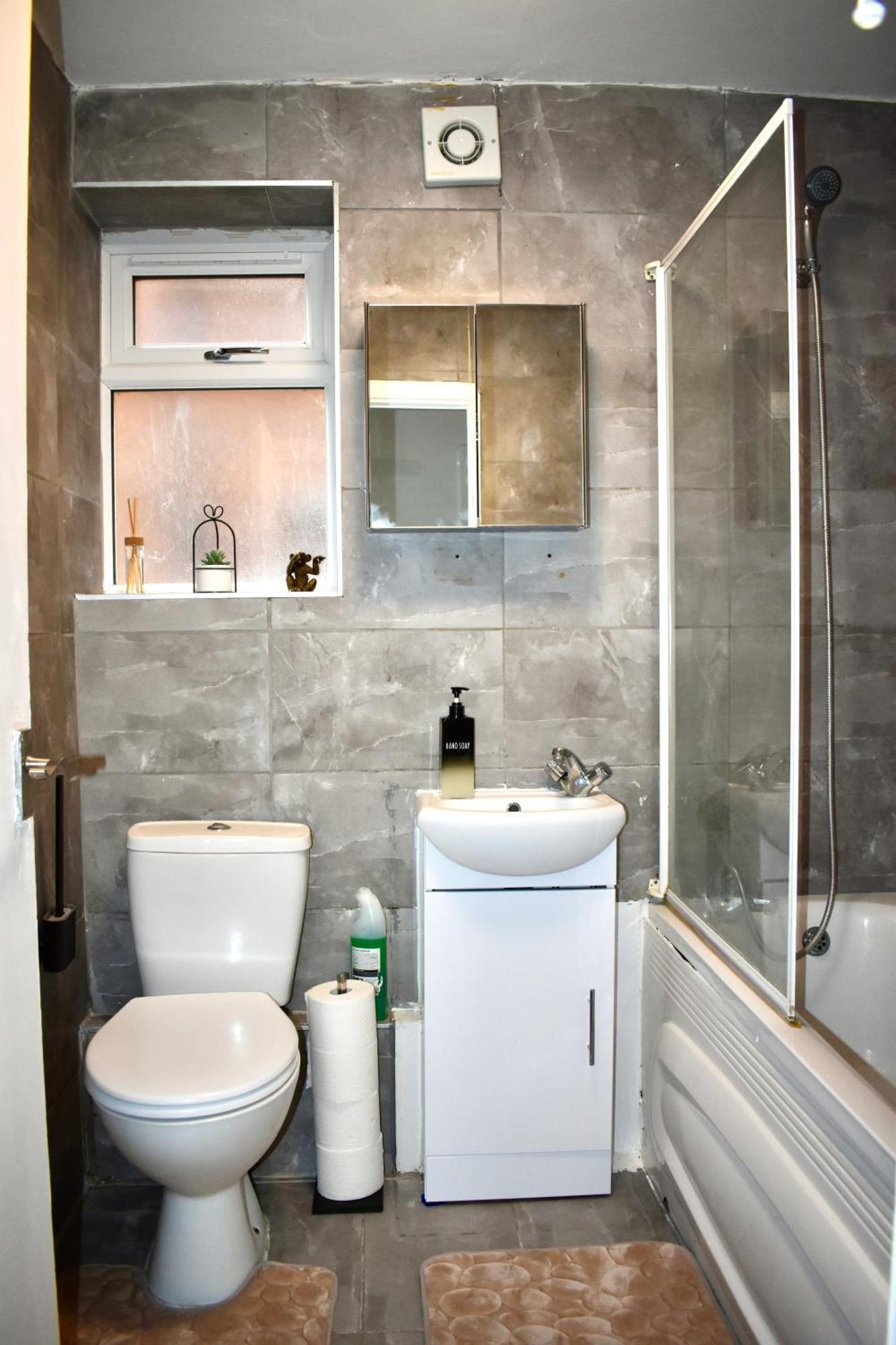 Luxury 2 Bedroom Apartment, Parking, Few Minutes Walk From Wembley Stadium Londra Esterno foto